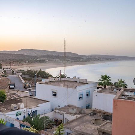 Amayour Surf Hostel Taghazout Bagian luar foto