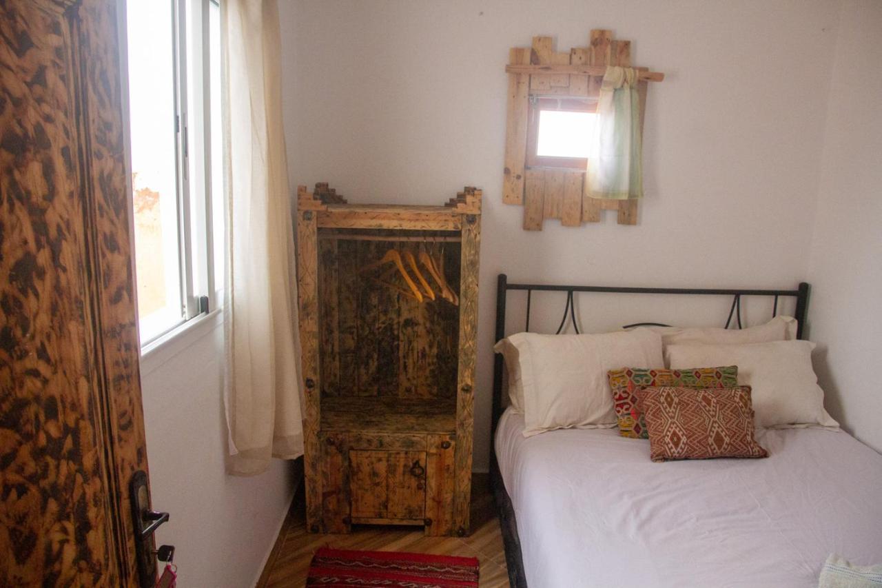 Amayour Surf Hostel Taghazout Bagian luar foto