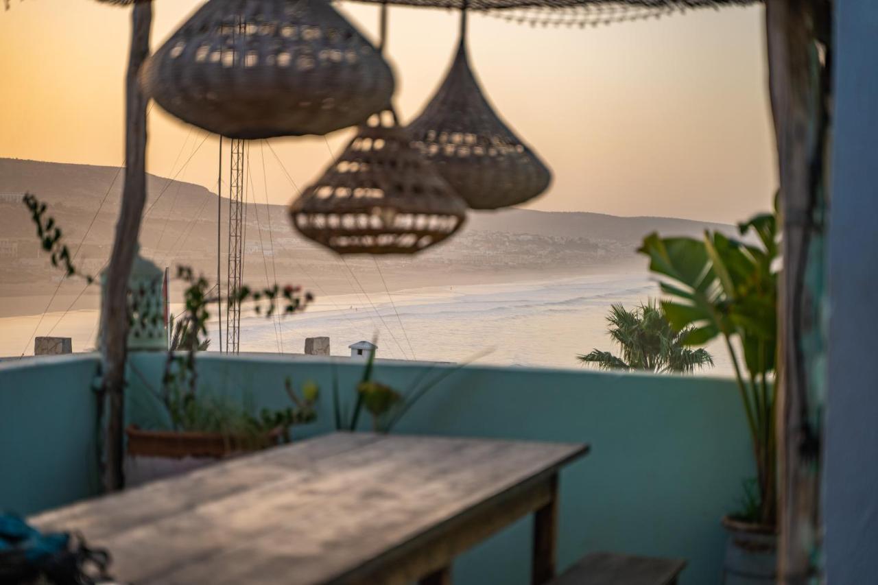 Amayour Surf Hostel Taghazout Bagian luar foto