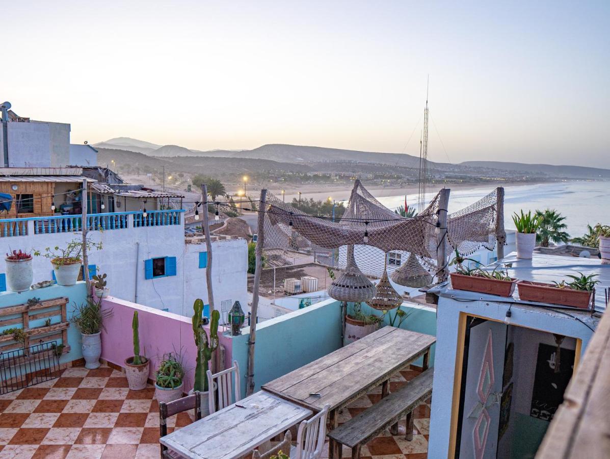 Amayour Surf Hostel Taghazout Bagian luar foto