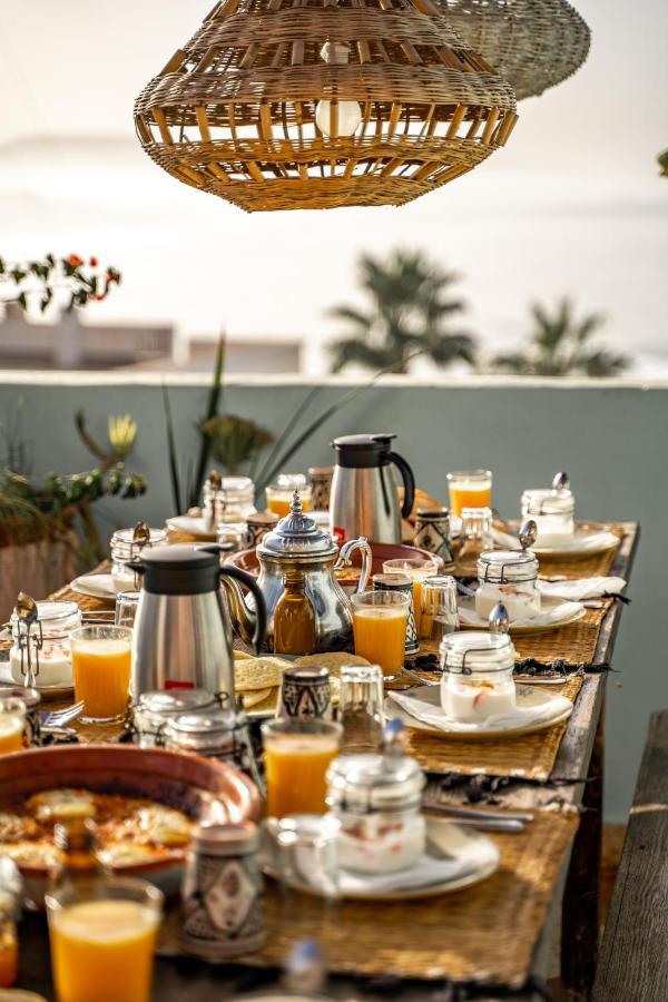 Amayour Surf Hostel Taghazout Bagian luar foto