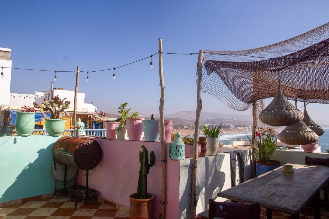 Amayour Surf Hostel Taghazout Bagian luar foto
