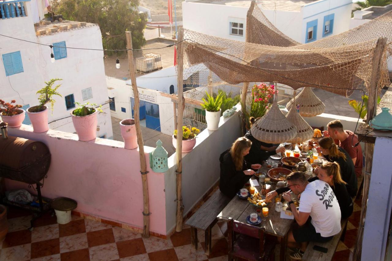 Amayour Surf Hostel Taghazout Bagian luar foto